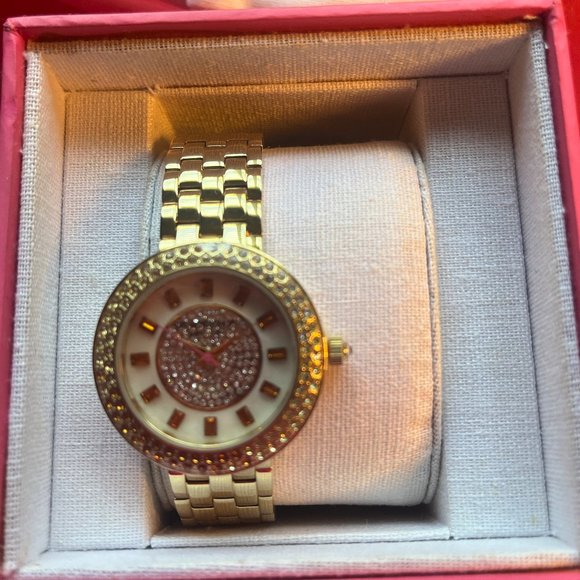 Gorgeous Isaac Mizrahi jeweled watch, NWT in original box - Picture 3 of 5